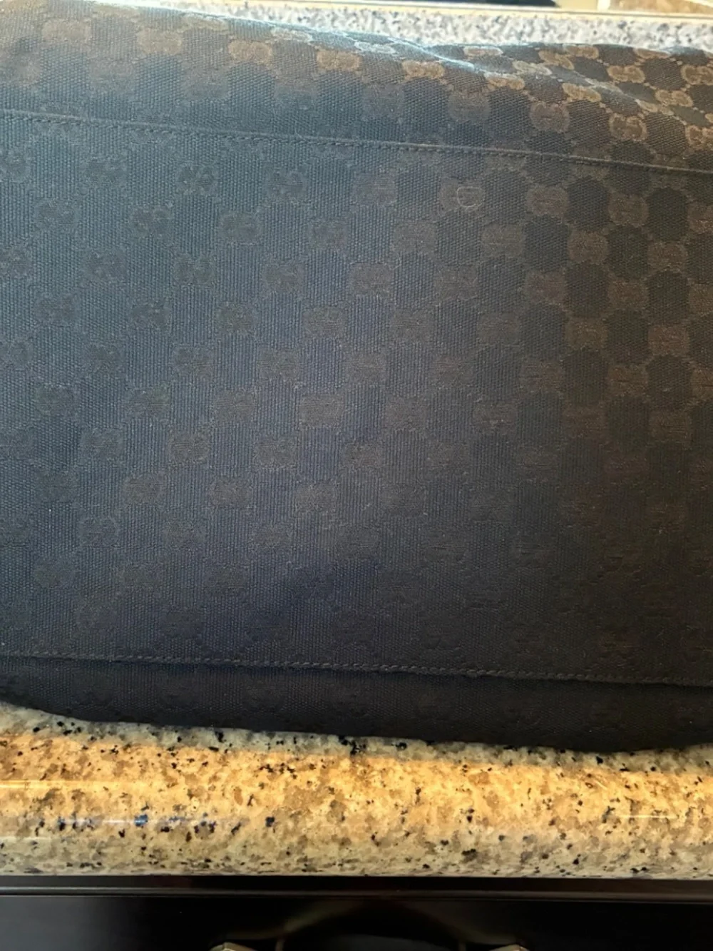Gucci duffel good bag